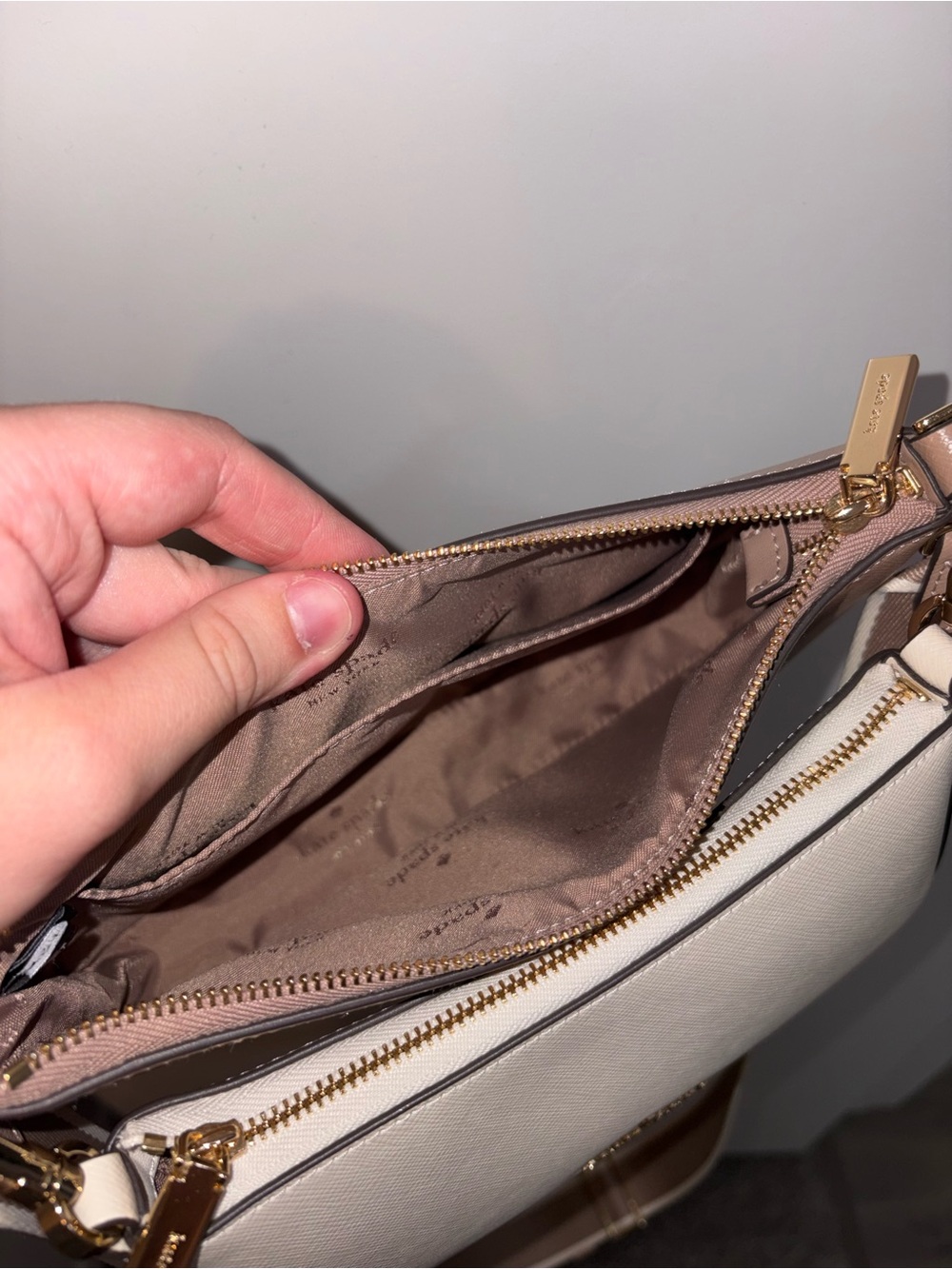 Kate Spade Dual Cream & Tan Crossbody Purse! - Picture 7 of 11